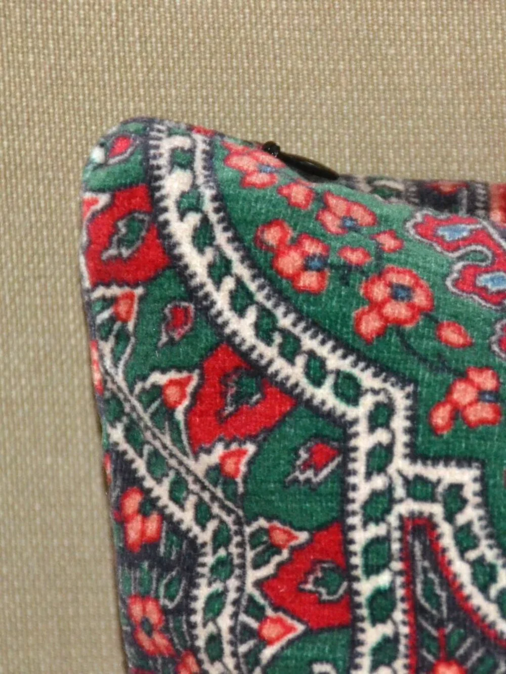 Pottery Barn Red Green Velvet Emira Print Lumbar Pillow Cover + Insert 16”x26”